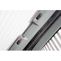 Купить онлайн Затемнение кабины водителя REMIfront IV