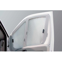 Купить онлайн Затемнение кабины водителя REMIfront IV