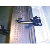 Купить онлайн Устройство открывания двери багажника Airlock - надежная вентиляция двери багажника