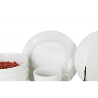 Купить онлайн Набор посуды из меламина ЭДЕЛЬВЕЙС 16 предметов, с противоскользящим покрытием