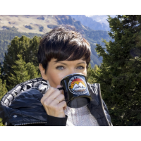 Купить онлайн Эмалированная кружка LIFE IS A JOURNEY