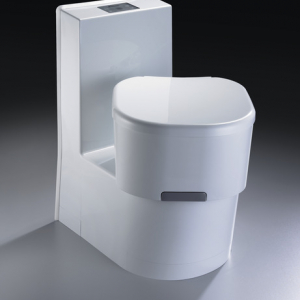 Купить онлайн Домашний туалет Saneo Comfort CW w. 7 литров пресной воды и 16 литров фекальной цистерны