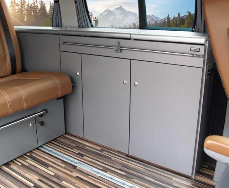 Купить онлайн Мебельная линия Cityvan, антрацит для VW T5 kR комплект