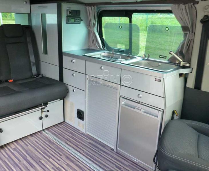 Купить онлайн Мебельная линия TrioStyle со встроенной техникой, короткая колесная база