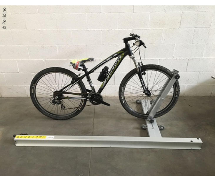 Купить онлайн Погрузочное приспособление для 2 велосипедов с электроприводом для заднего гаража
