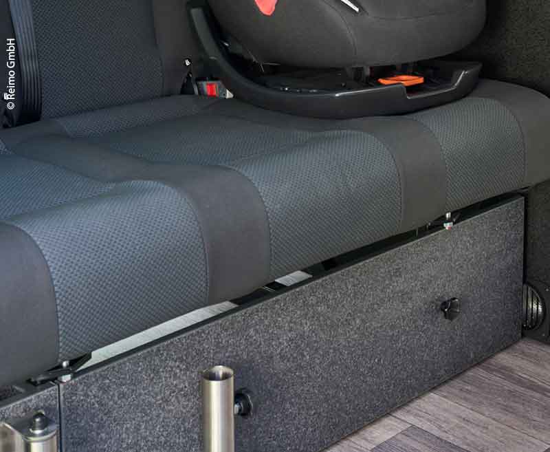 Купить онлайн Спальная скамья с передней панелью VW T6/5 V3100 жесткая размер 10 декор под базальт
