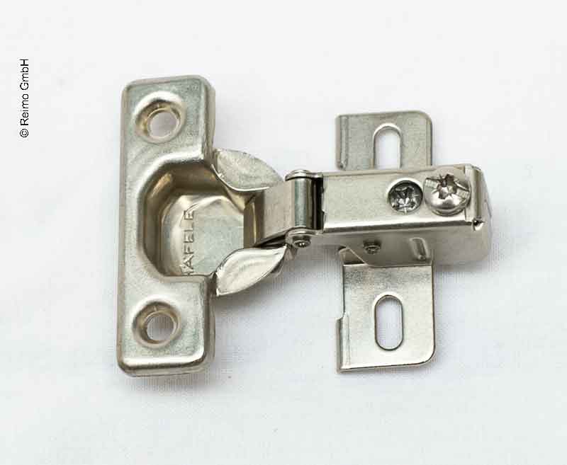 Купить онлайн Петля с коротким плечом, для тонких карусельных дверей толщиной от 12 мм