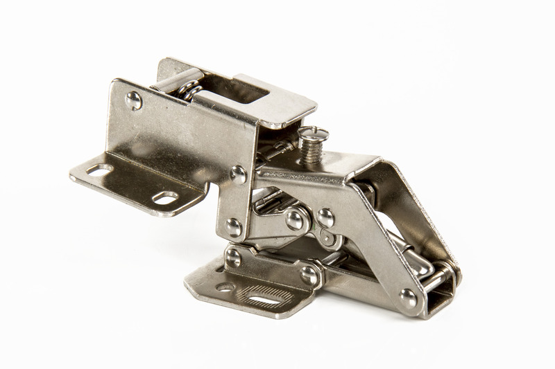 Купить онлайн Специальная петля для верхнего шкафчика SB