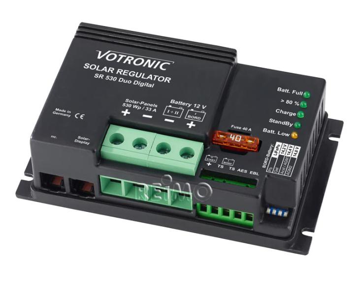 Купить онлайн Цифровой контроллер заряда солнечной батареи Votronic SR 530 Duo