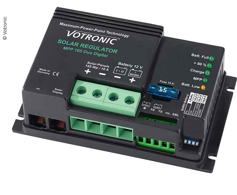 Купить онлайн Цифровой контроллер заряда солнечной батареи Votronic SR140 Duo