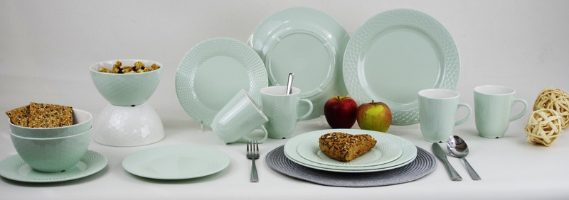 Купить онлайн Набор посуды из меламина MINT 16 предметов, с противоскользящим покрытием