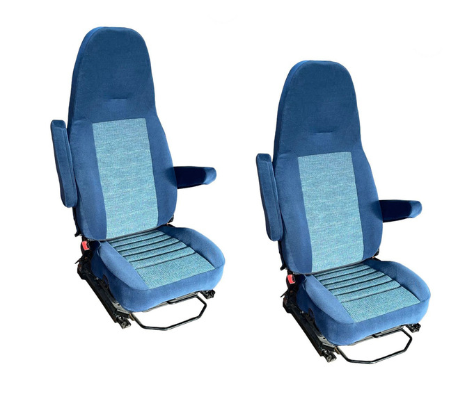 Купить онлайн Защитный чехол для сидений Aguti с прикрепленными подголовниками - Синий/Серый