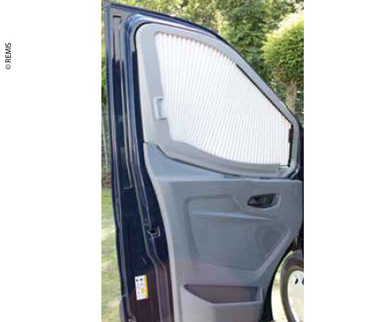 Купить онлайн Шторка бокового стекла Ford Transit левая от Bj.2014 серая